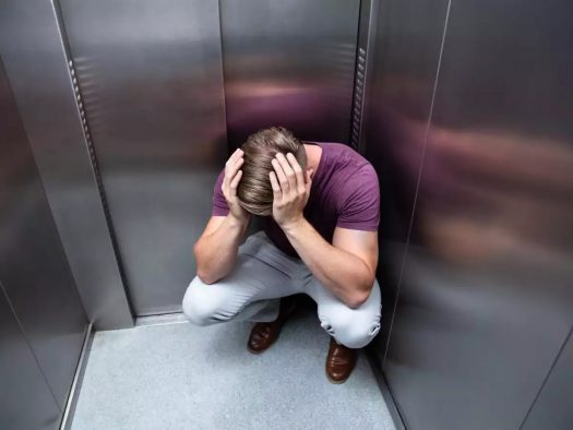درمان ترس از آسانسور یا کلاستروفوبیا